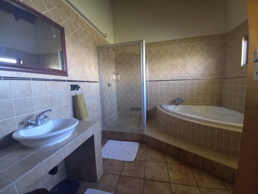 7 Bedroom Property for Sale in Metsimaholo Free State